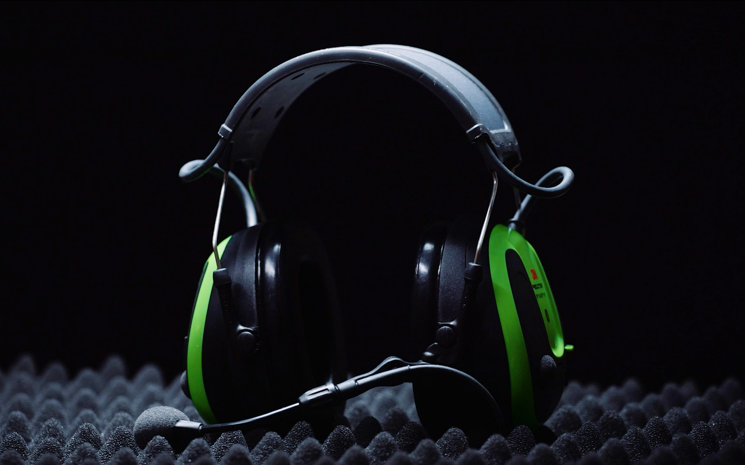 3M Peltor WS Alert XPV: The Solar-Powered Game-Changer in Hearing Protection